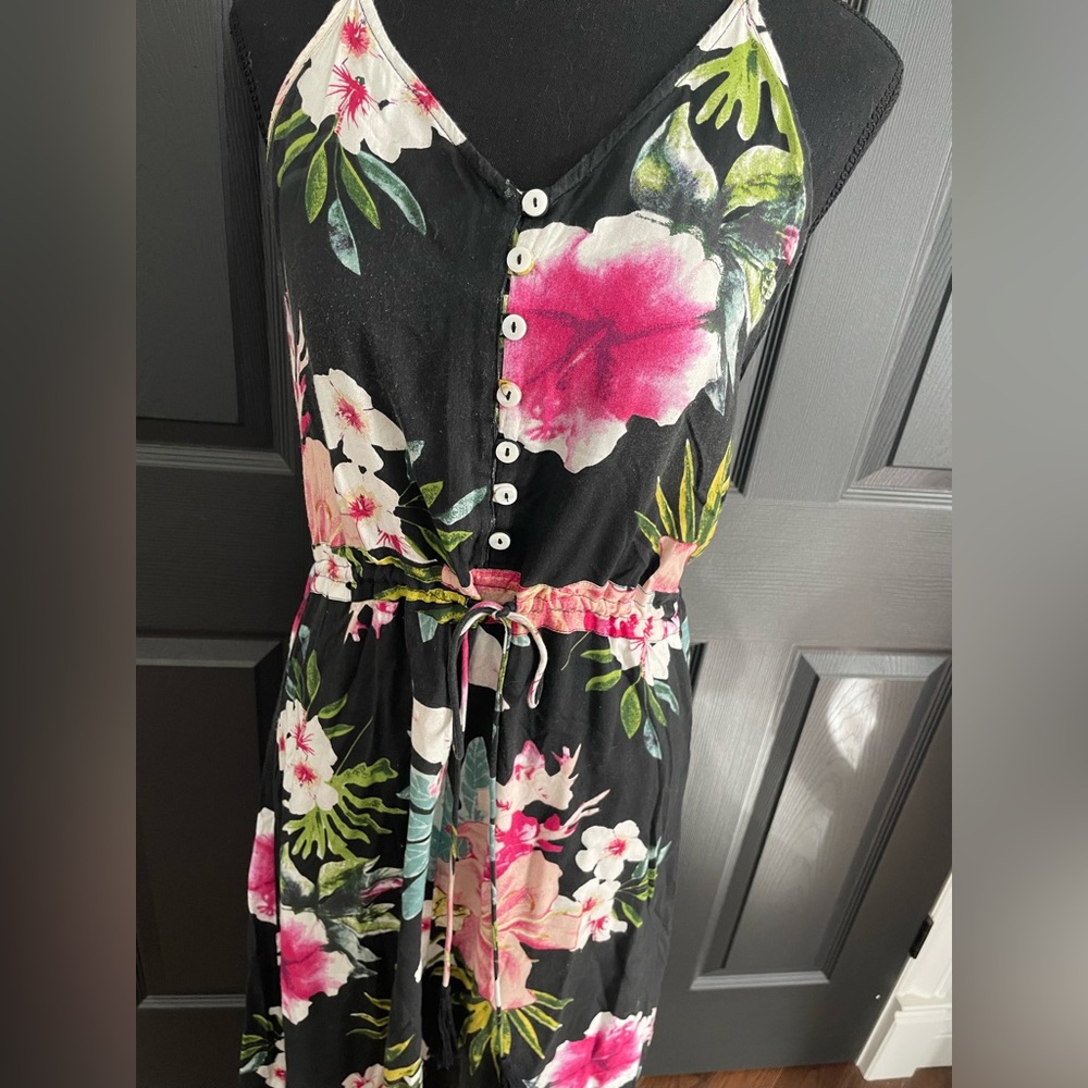 Rip Curl/Black Floral Maxi Coverup Sz S